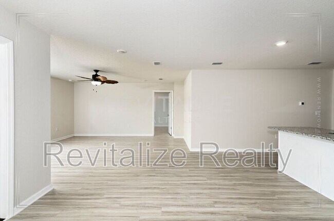 Building Photo - 22360 Aleutian Ave