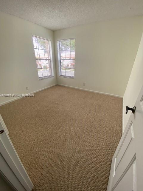 Building Photo - 300 Palmwood Pl