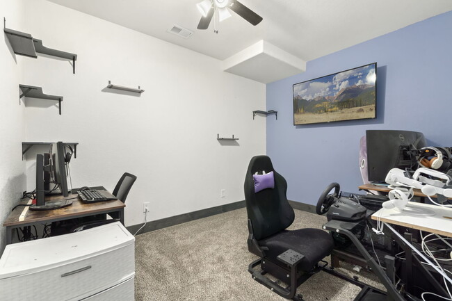 Building Photo - 1707 Platte River Dr