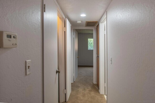 Building Photo - 5046 Collwood Way