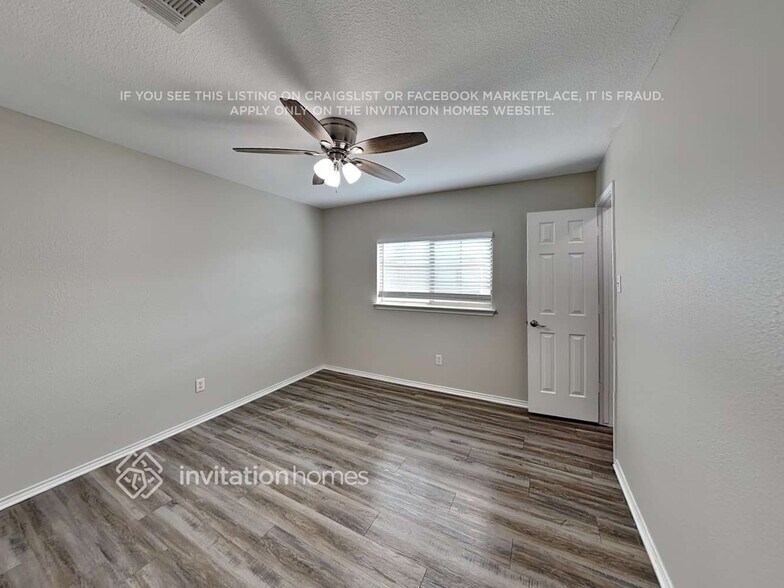 Building Photo - 308 Leanne Dr