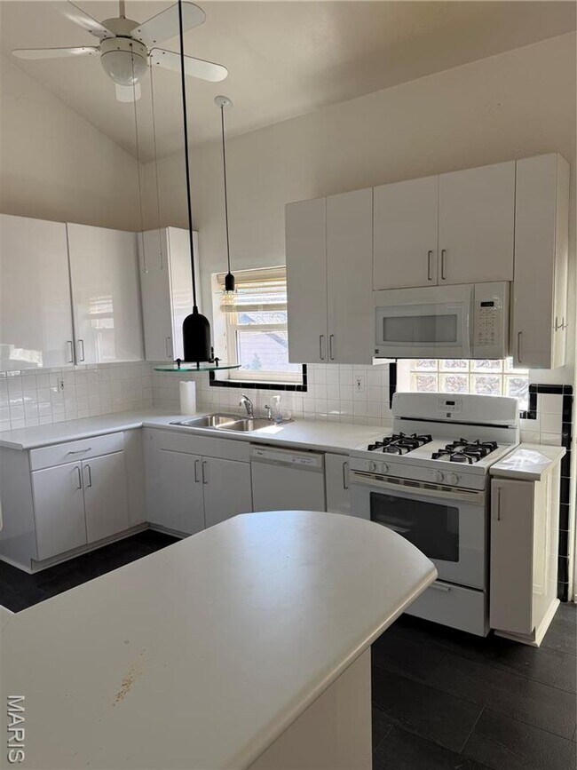 Building Photo - 7828 Cornell Ave