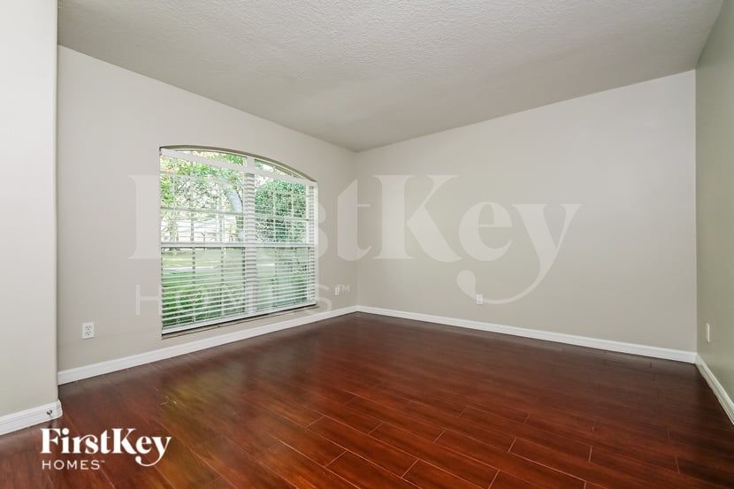 Building Photo - 728 Berry Bramble Dr