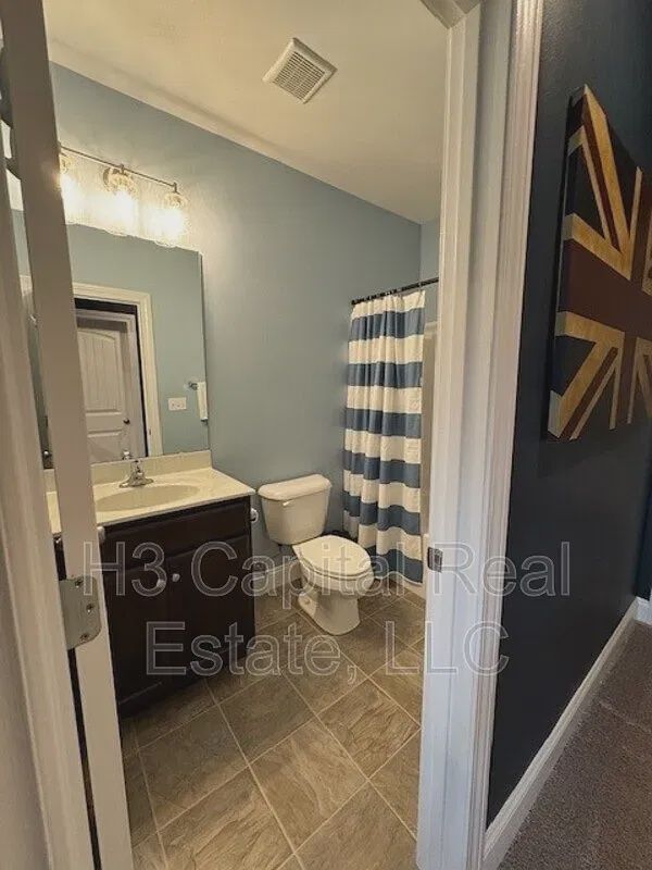 Building Photo - 1401 Miami Ct