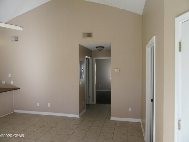 Building Photo - 1401 Gulf Ave