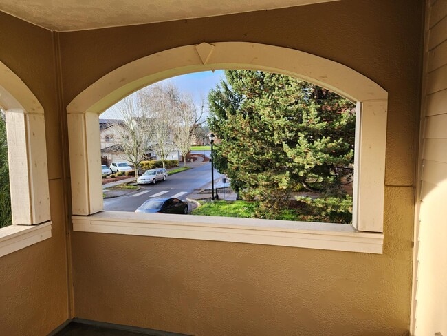 Building Photo - 11571 SW Toulouse St