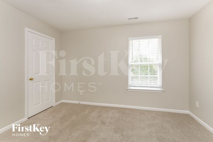 Building Photo - 2632 Blue Moss Dr