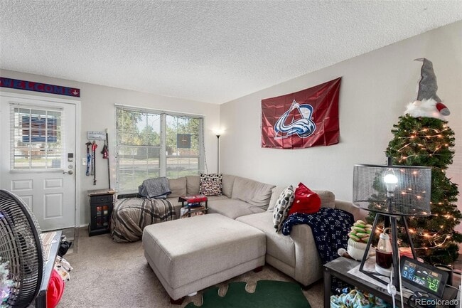 Building Photo - 6708 S Holland Way