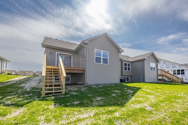 Building Photo - 2217 Concord Dr