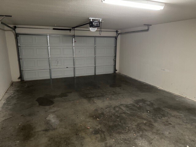 2 car garage - 213 San Angelo Ave