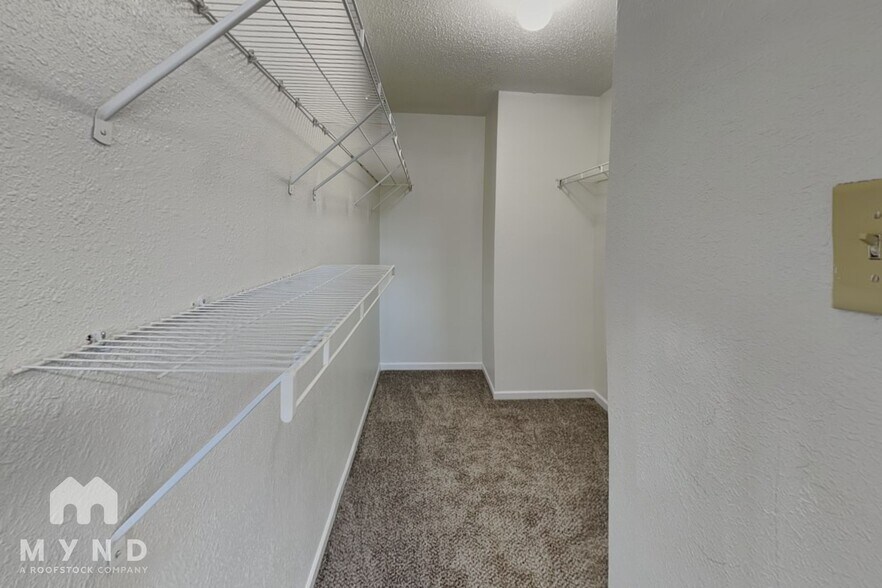 Building Photo - 12632 Endurance Dr