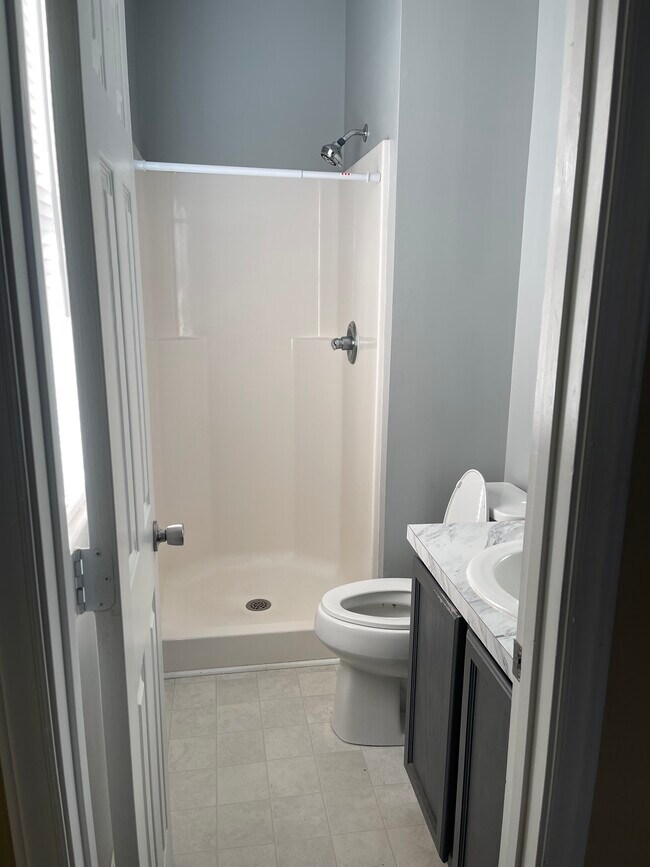 Building Photo - 709 Integrity Oaks Dr