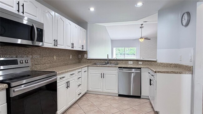 Building Photo - 2020 Andromeda Ln