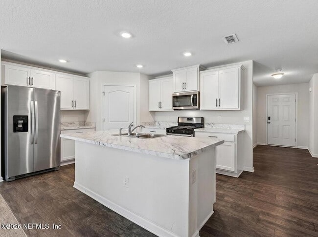 Building Photo - 152 Jarama Cir