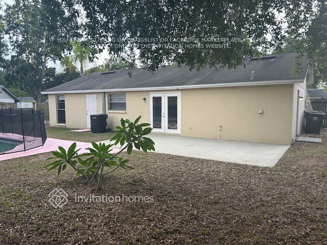 Building Photo - 614 Highview Cir S