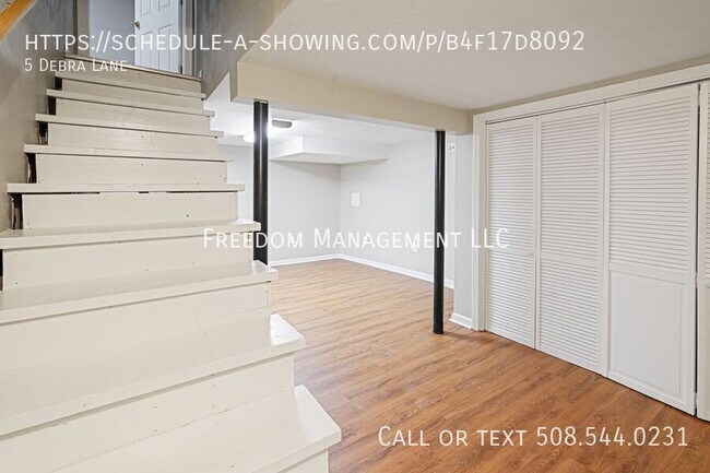 Building Photo - 5 Debra Ln