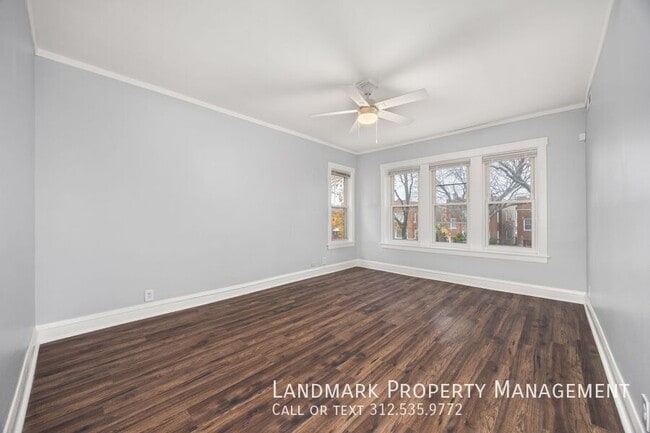 Building Photo - 3817 N Sawyer Ave