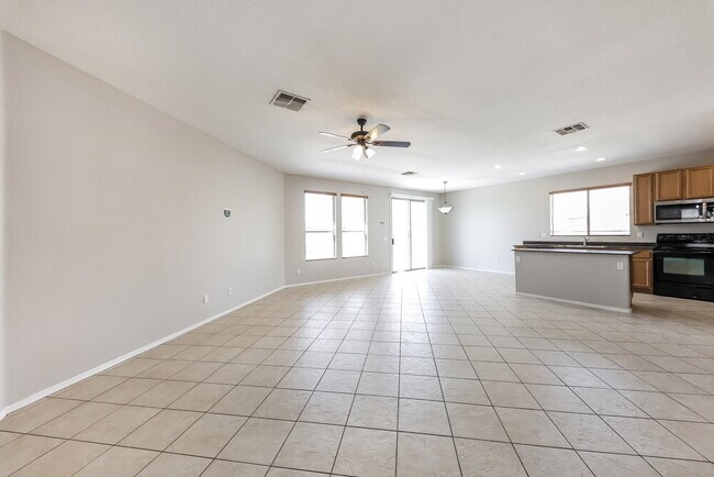 Building Photo - 9825 W El Caminito Dr