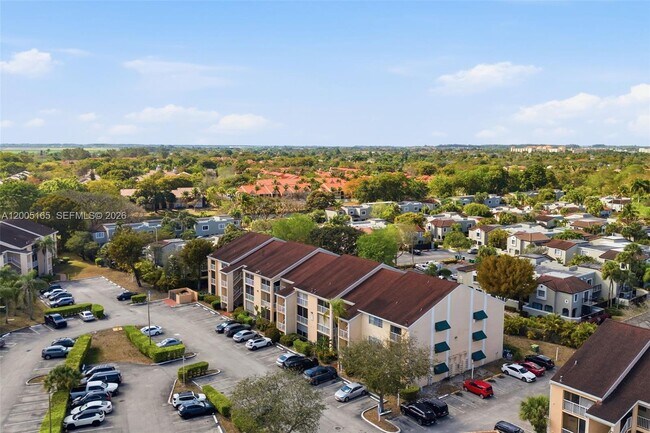 Building Photo - 15325 SW 106th Terrace