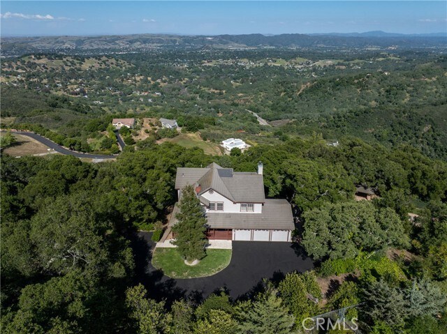 Building Photo - 10885 San Marcos Rd