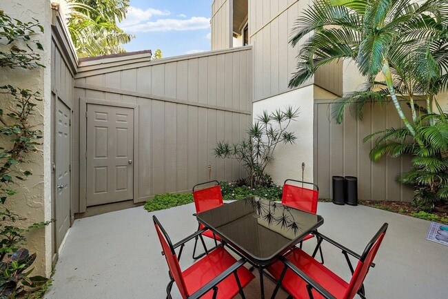 Building Photo - 1605 S US Hwy 1