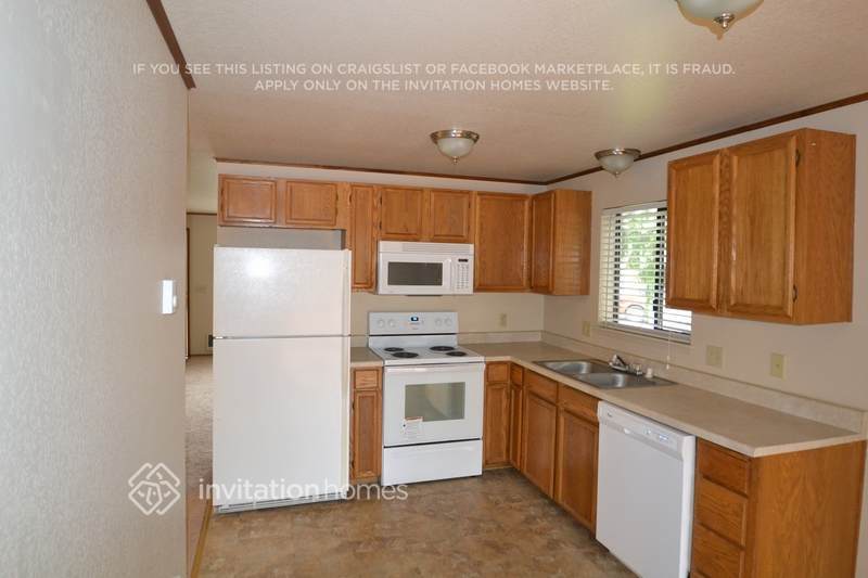 Building Photo - 1117 Cascade Dr