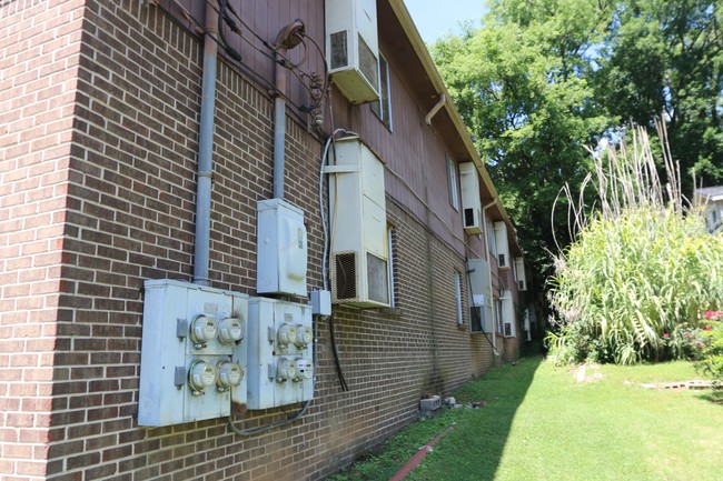 Primary Photo - Westridge Apartments