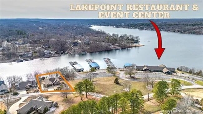 Building Photo - Beautiful Lake Front Home on Loch Lomond!