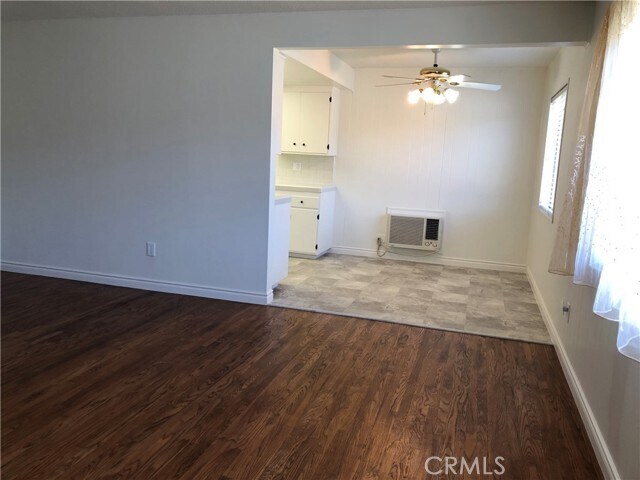 Building Photo - 27239 Crest St