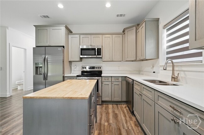 Building Photo - 1634 Ashantilly Dr