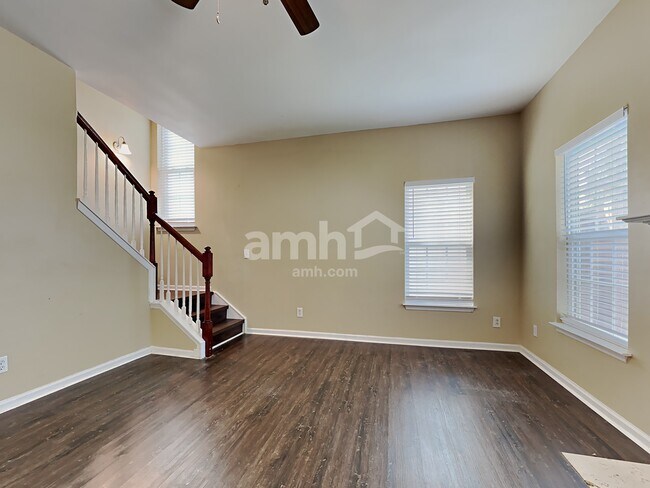Building Photo - 503 Sparkleberry Ln
