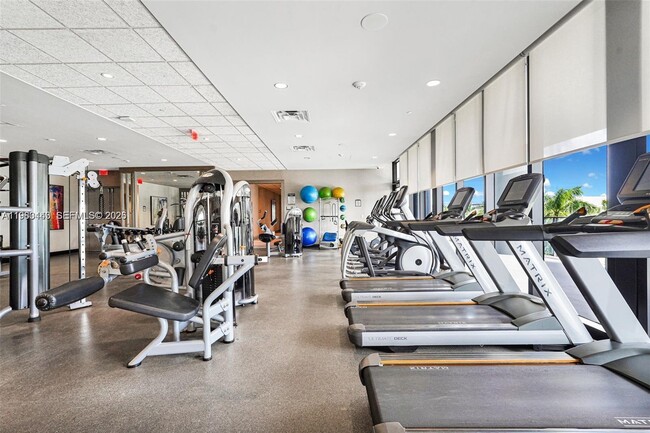 Building Photo - 5300 NW 85th Ave