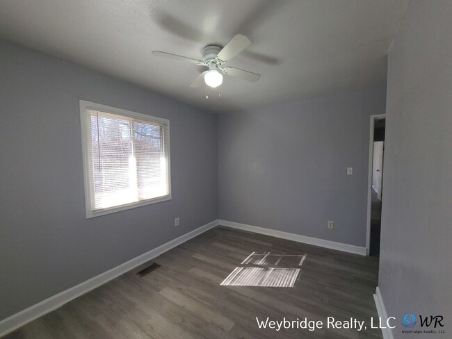 Building Photo - Charming 3-Bedroom Ranch with Private Yard & Garage in Northbrook/Colerain Township