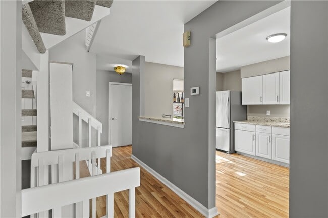 Building Photo - 1707 Thorny Briar Dr