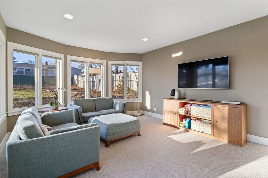 Building Photo - 5112 Abercrombie Dr