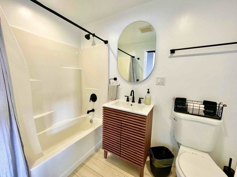 Building Photo - 72319 El Paseo Dr