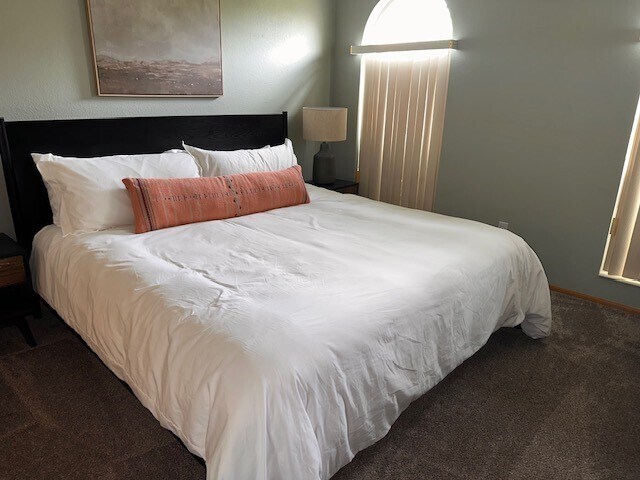 Building Photo - 1806 Reading Ln