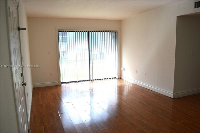 Building Photo - 7419 SW 152nd Ave