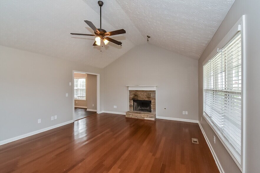 Building Photo - 265 Pine Needle Trail