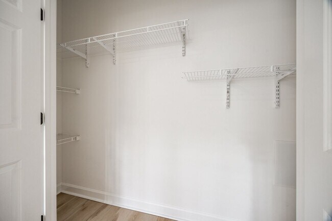 Building Photo - 5988 Quarter Mile Rd