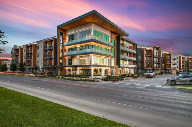 Primary Photo - Alvista Galleria