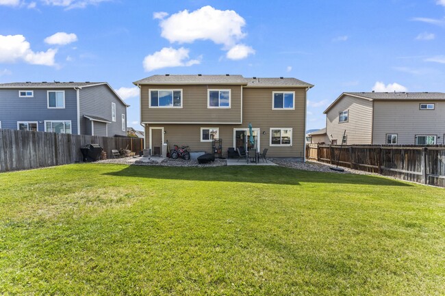 Building Photo - 6531 Passing Sky Dr