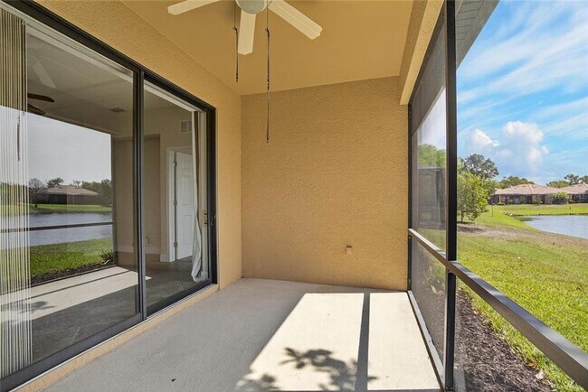 Building Photo - 210 Shell Falls Dr