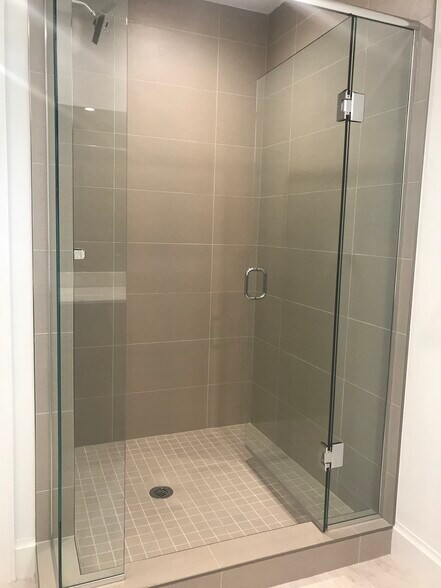 Master Shower - 1111 Central Ave