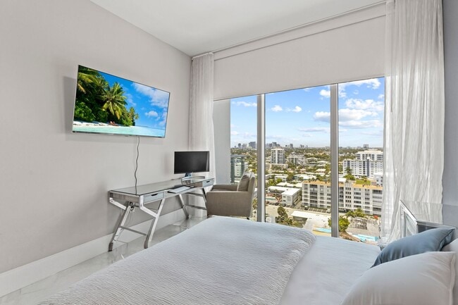 Building Photo - Luxury Beachfront Living at Its Finest – Fully Furnished Condo in Prime Fort Lauderdale Location!
