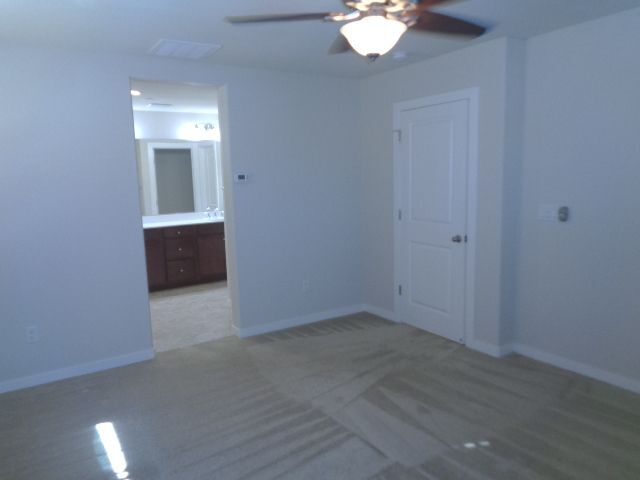 Building Photo - 200 Candela Cir