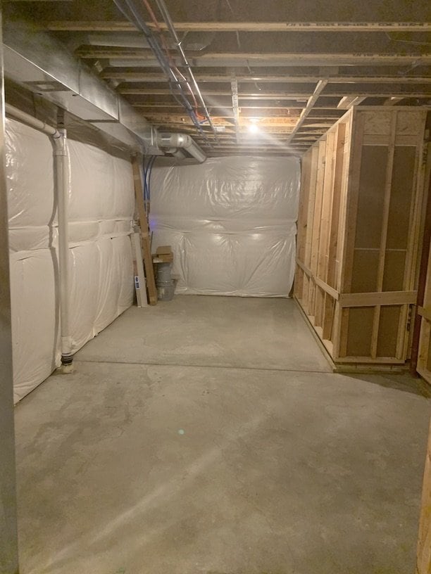 Building Photo - 50% off first month rent with 12 month Lease