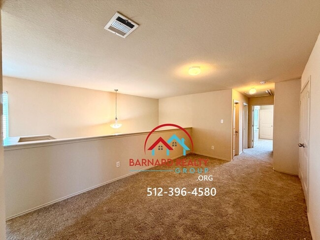 Building Photo - 113 Tallow Trl