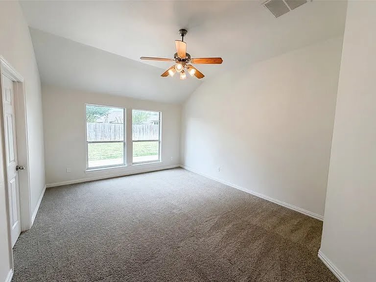 Building Photo - 2126 Highland River Dr