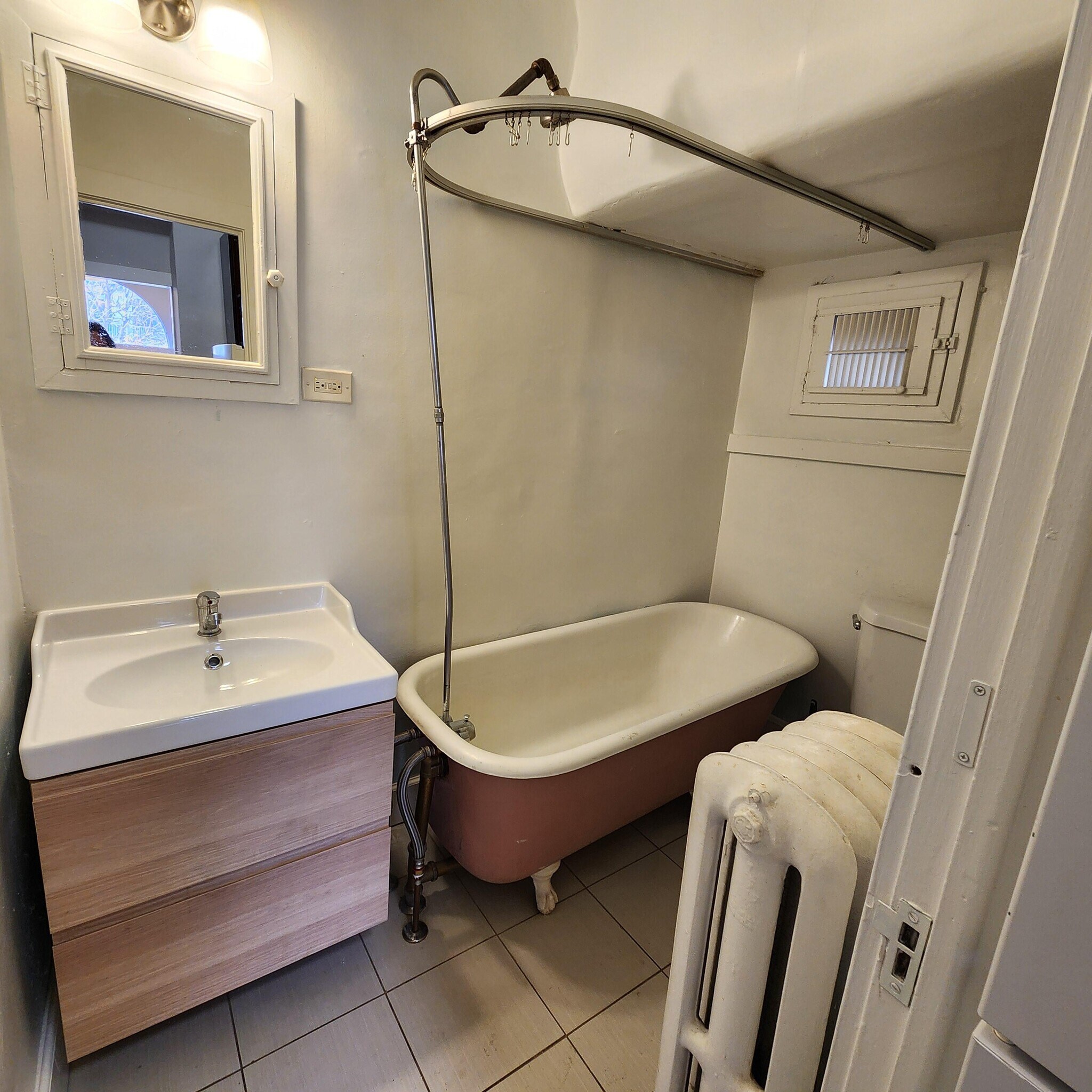 Bathroom - 1639 N Ogden St